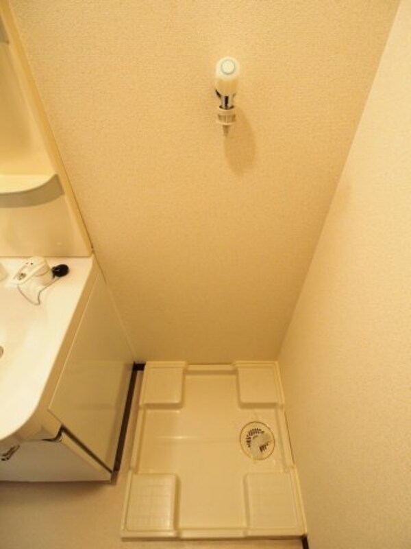 建物設備(室内洗濯機置場)