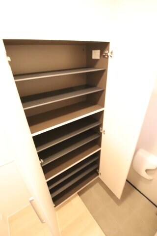 物件内観写真7　(シューズボックス)