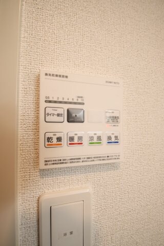 物件内観写真12　(浴室乾燥機)