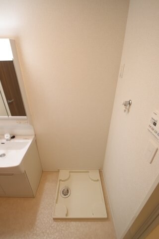 物件内観写真14　(室内洗濯機置場)