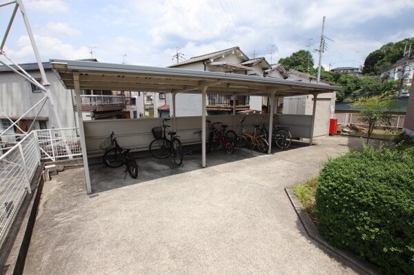建物設備(駐輪場)