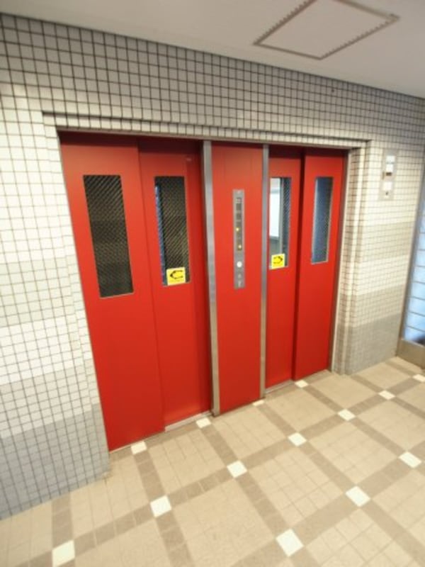 建物設備(エレベーター)