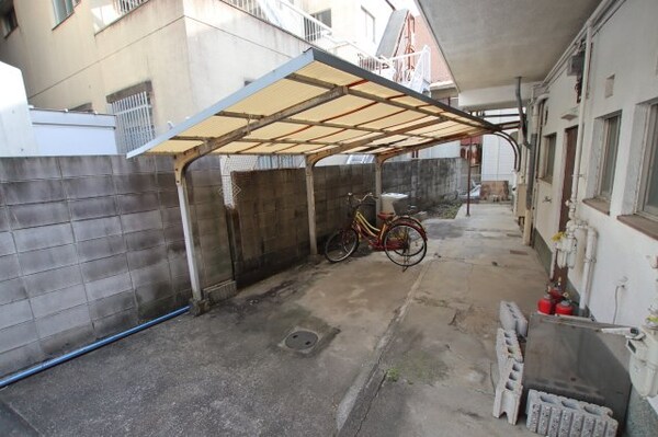建物設備(駐輪場)