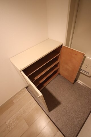 物件内観写真7　(シューズボックス)