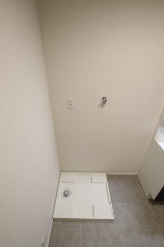 物件内観写真21　(室内洗濯機置場)