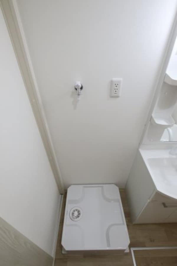 建物設備(室内洗濯機置場)