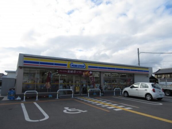 周辺環境(ミニストップ・堺北野田店 591m)