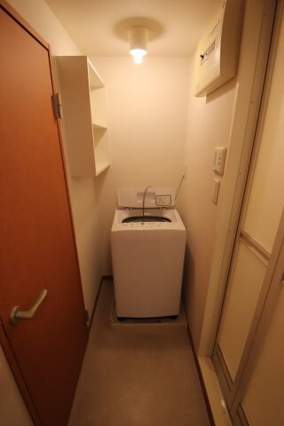 物件内観写真13　(洗濯機)