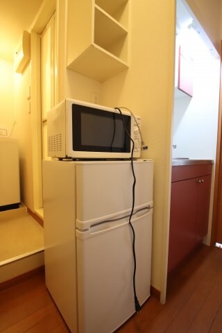 物件内観写真17　(冷蔵庫、電子レンジ)