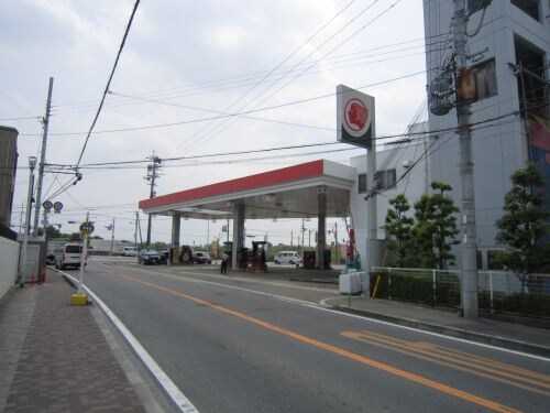 物件内観写真32　(イケダ美原ガソリンスタンド 498m)