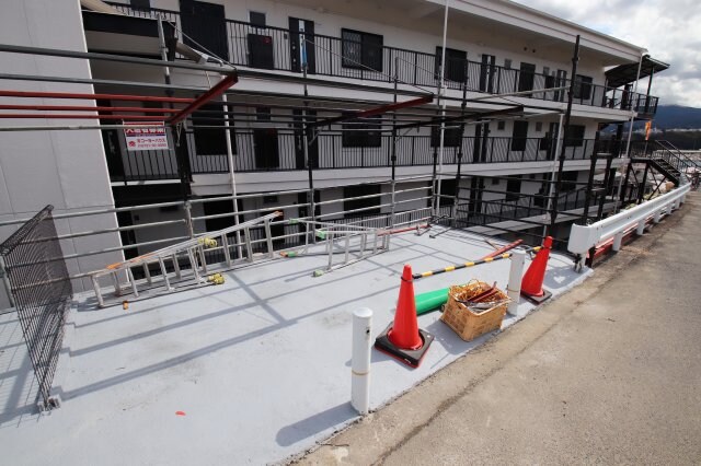 物件内観写真4　(駐輪場)