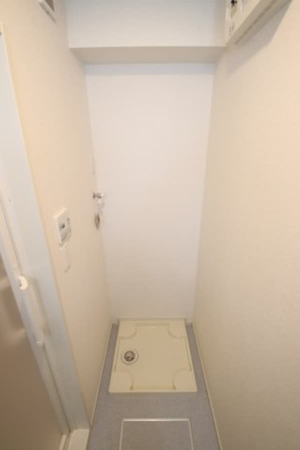 建物設備(室内洗濯機置き場)