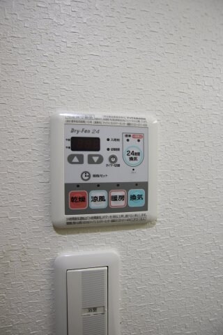 物件内観写真10　(浴室乾燥機)
