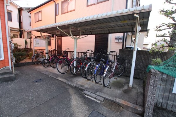 建物設備(駐輪場)