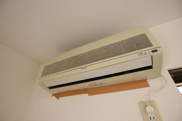 建物設備(エアコン)