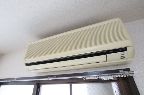 建物設備(エアコン)
