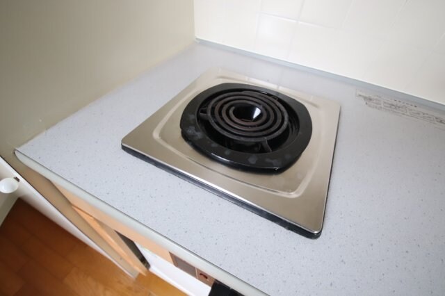 物件内観写真17　(電熱コンロ)