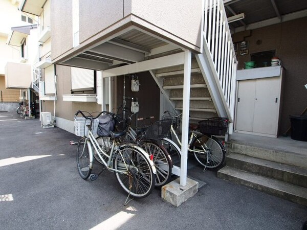 建物設備(駐輪スペース)