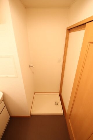 物件内観写真15　(室内洗濯機置場)