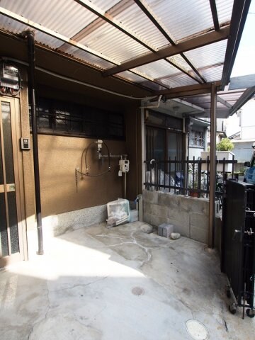 物件内観写真4　(バイクも置けます。)