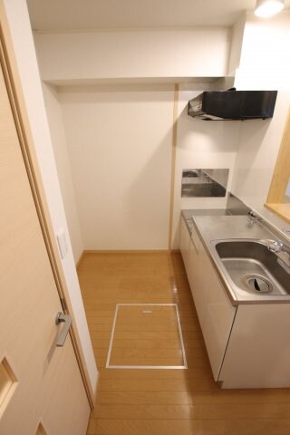 物件内観写真12　(キッチンスペース)