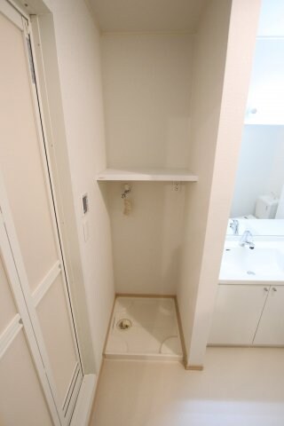 物件内観写真22　(室内洗濯機置場)