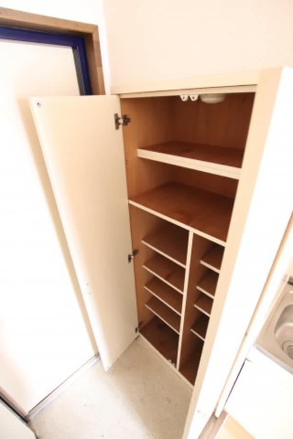 収納(同一施工会社同一仕様写真)