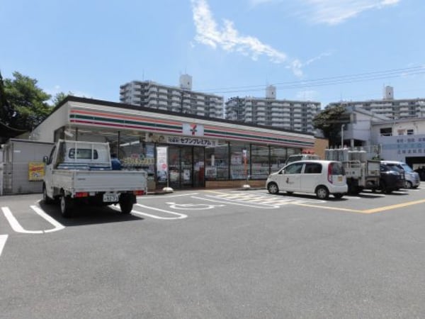 周辺環境(セブン−イレブン堺楢葉店 460m)