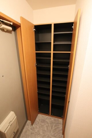 物件内観写真7　(シューズボックス)