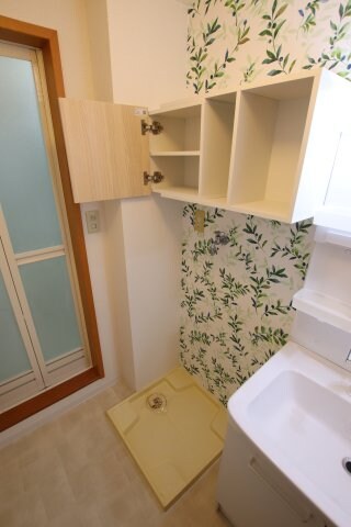 物件内観写真13　(室内洗濯機置き場)