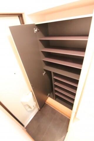 物件内観写真7　(シューズボックス)