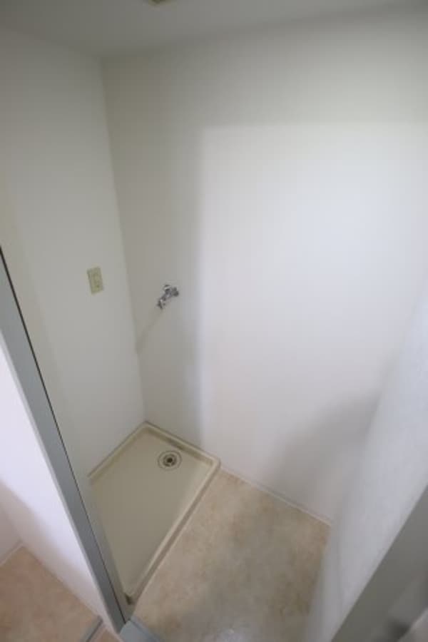 建物設備(室内洗濯機置場)
