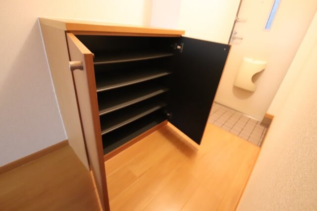 物件内観写真8　(シューズボックス)
