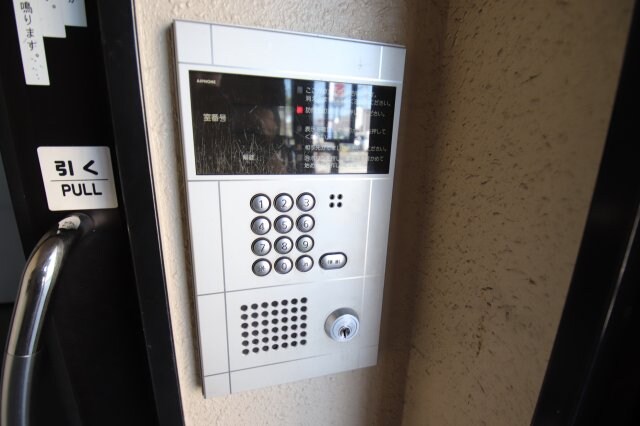 物件内観写真5　(オートロック)