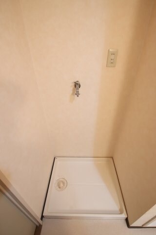 物件内観写真24　(室内洗濯機置場)