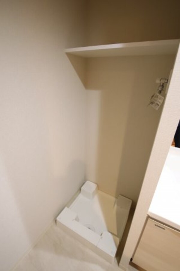 建物設備(室内洗濯機置場)