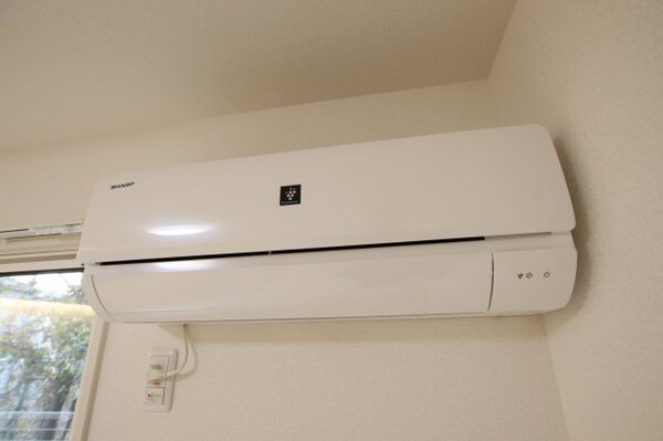 建物設備(エアコン)
