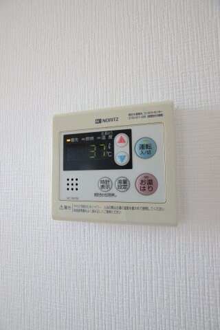 物件内観写真14　(給湯器)