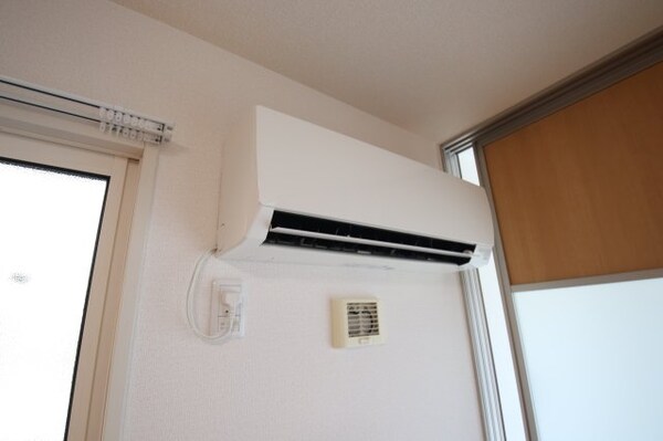建物設備(エアコン)