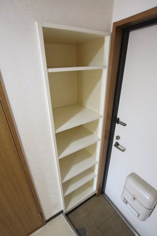 物件内観写真8　(シューズボックス)