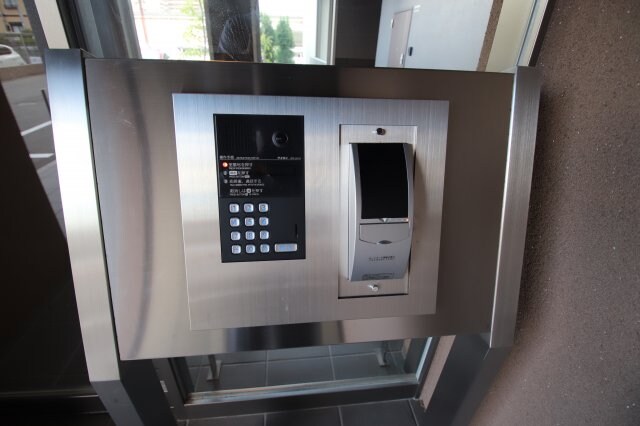 物件内観写真6　(オートロック)