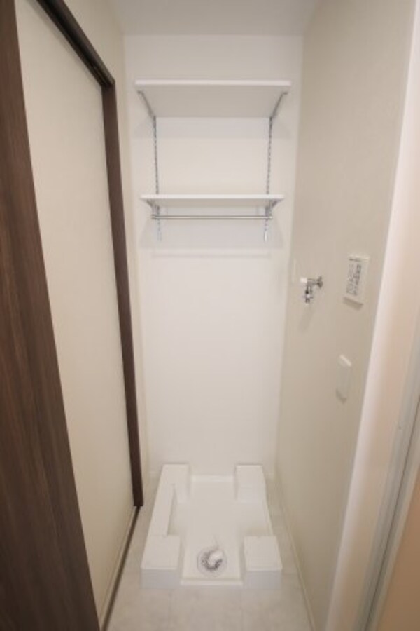 建物設備(室内洗濯機置場)