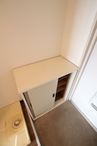 物件内観写真8　(下駄箱)