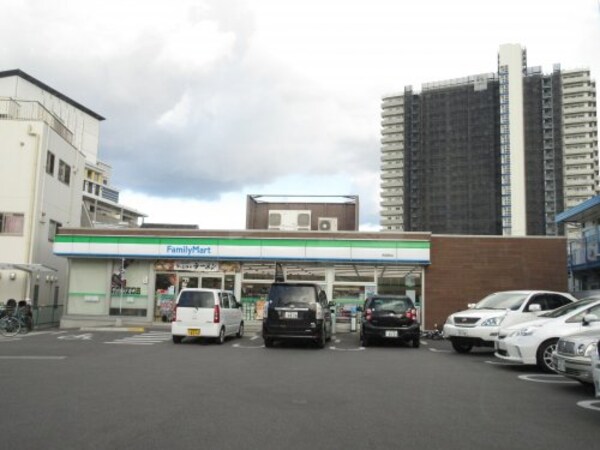 周辺環境(ファミリーマート堺西野店 369m)