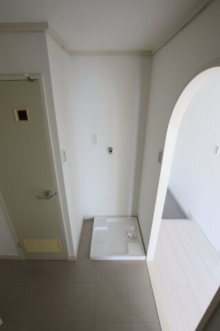 物件内観写真12　(室内洗濯機置場)