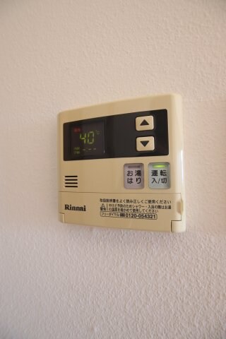 物件内観写真22　(給湯器)