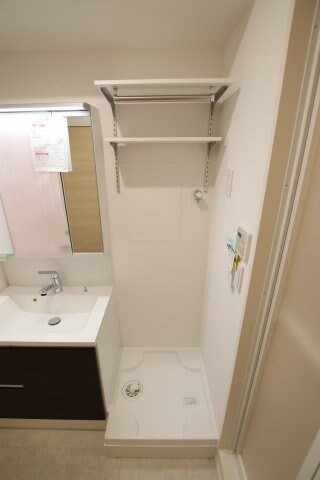 物件内観写真15　(室内洗濯機置場)