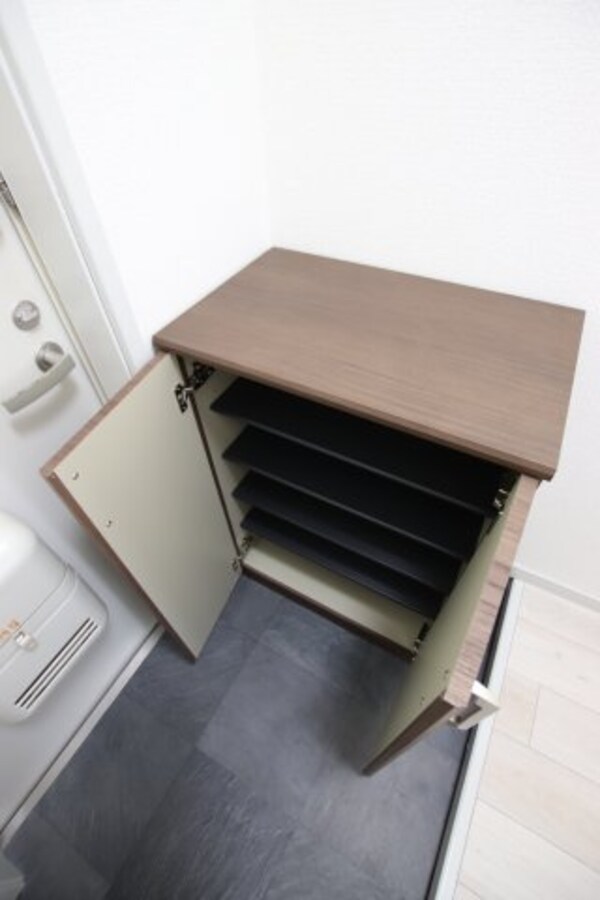 収納(シューズボックス)