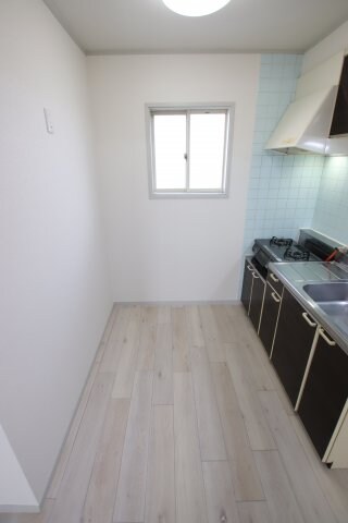 物件内観写真11　(キッチンスペース)