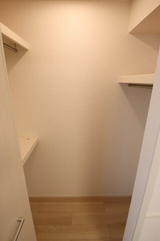 物件内観写真25　(ウォークインクローゼット)